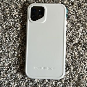 *Brand New* iPhone 11 LifeProof FRE Series Case